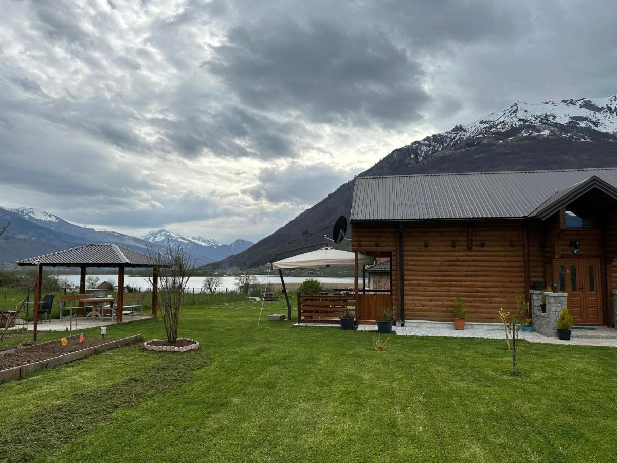 The Lake Breeze Bay Plav Exterior foto